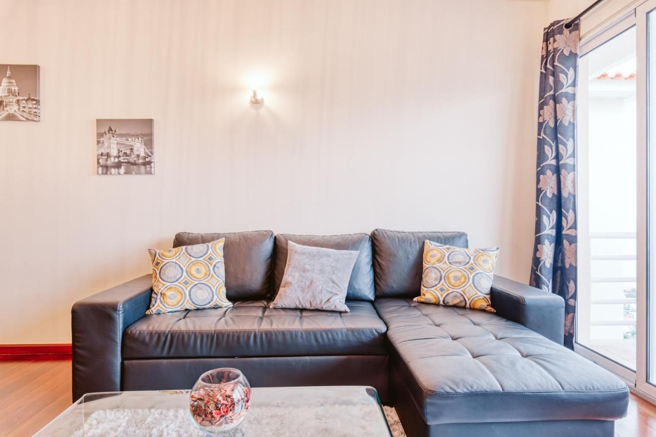 Vip VI - Sea View Apartment Caniço Екстериор снимка