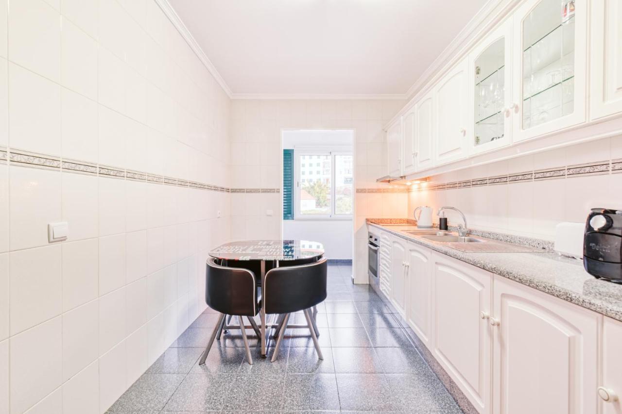 Vip VI - Sea View Apartment Caniço Екстериор снимка