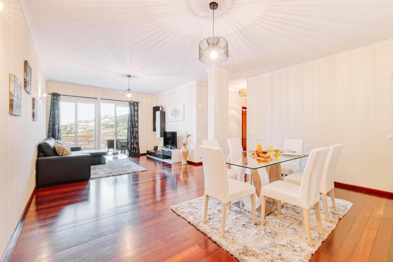 Vip VI - Sea View Apartment Caniço Екстериор снимка