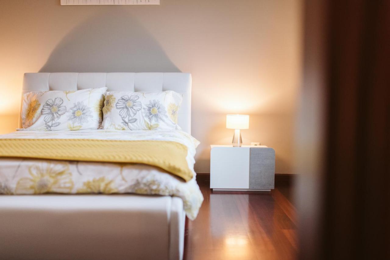 Vip VI - Sea View Apartment Caniço Екстериор снимка